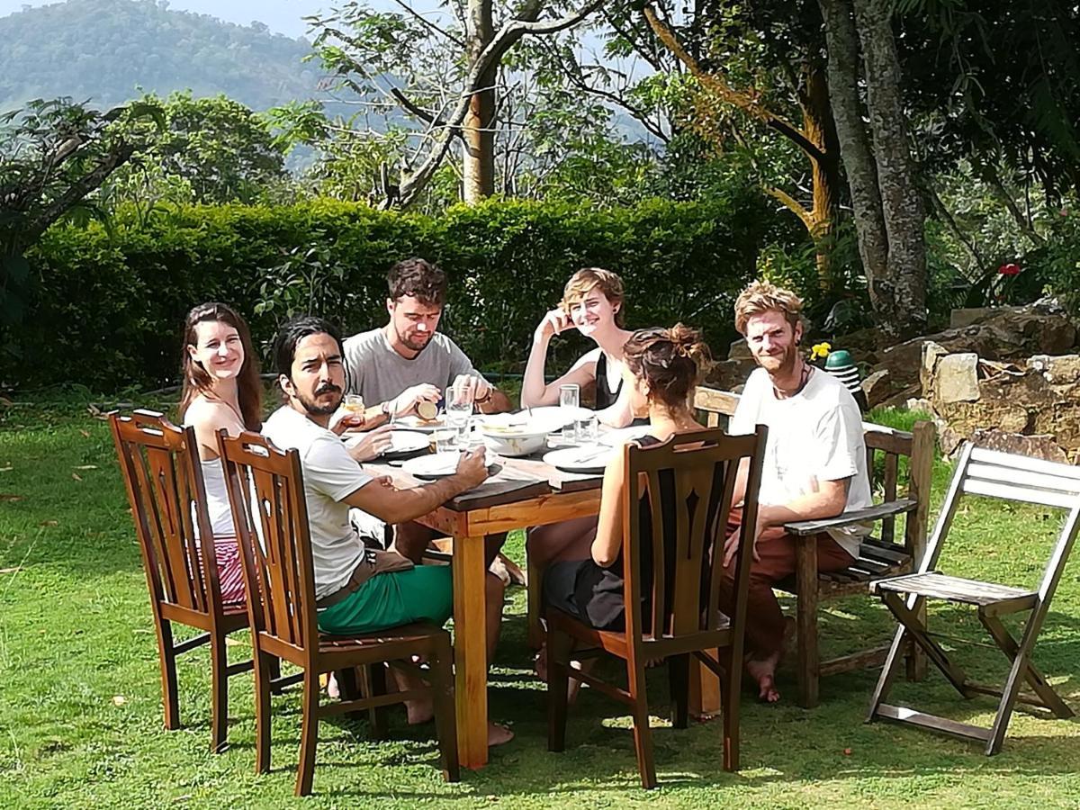 Jungle Tide Bed and Breakfast Kandy Buitenkant foto